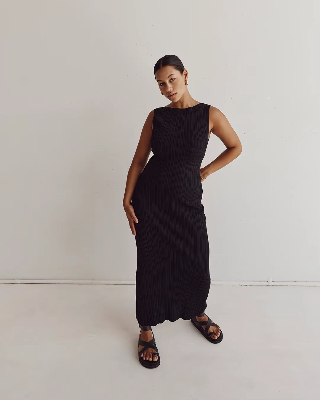 Cotton Knitted Stripe Dresses for Women Solid Color Sleeveless O Neck Ladies Party Long Dress 2025 New Casual Commuting Vestidos